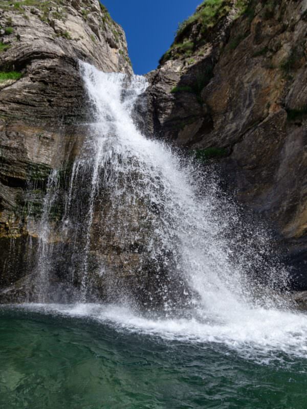 Wasserfall im Canyon de brousset oberhalb von Artouste