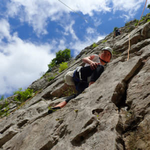 Initiation à l'escalade en falaise en vallée d'Ossau 64