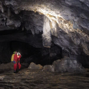 Caving in the Eaux-Chaudes cave in the Ossau valley 64