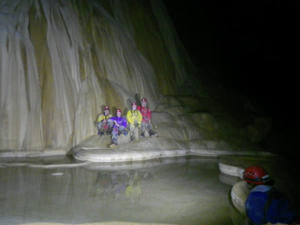 Media jornada de espeleología en los Pirineos Atlánticos 64