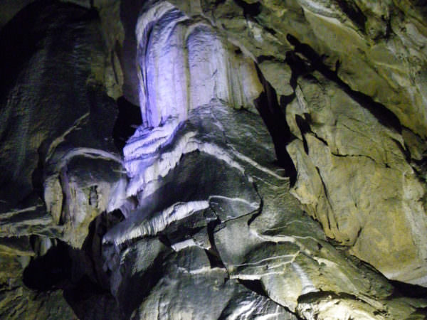 Underground caving in Hayau-Bouhadère