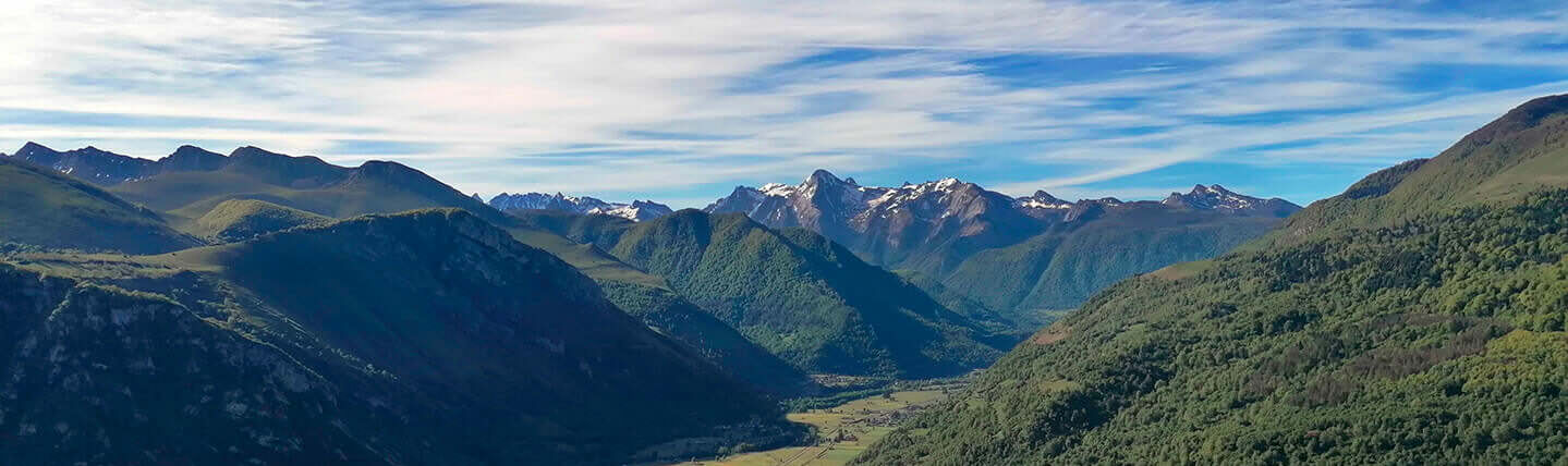 Vallée d'Ossau dans les Pyrénées Atlantiques 64