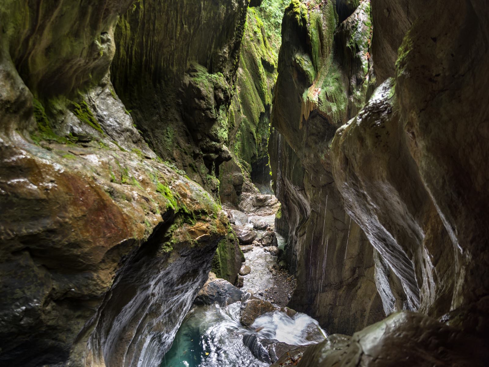 Les gorges du Canceigt dans les Pyrénées Atlantiques (64)