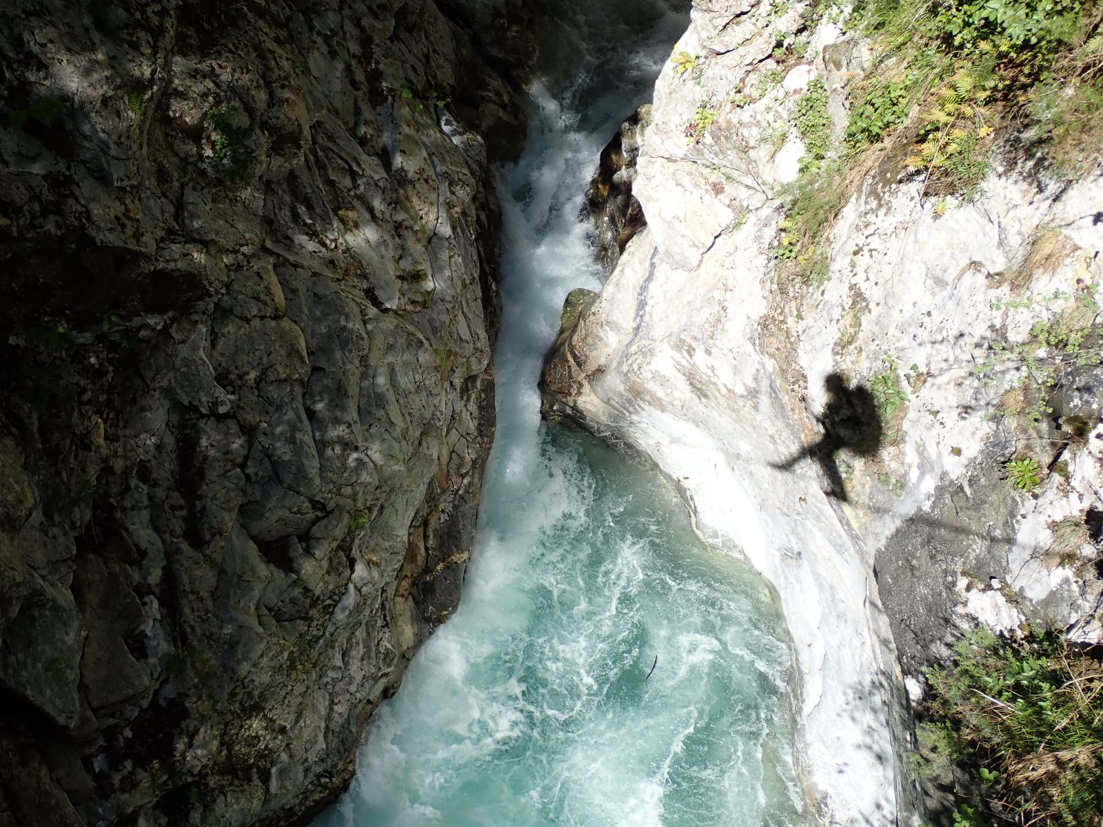 Affenbrücke in der Hourat-Schlucht (via corda, Laruns)