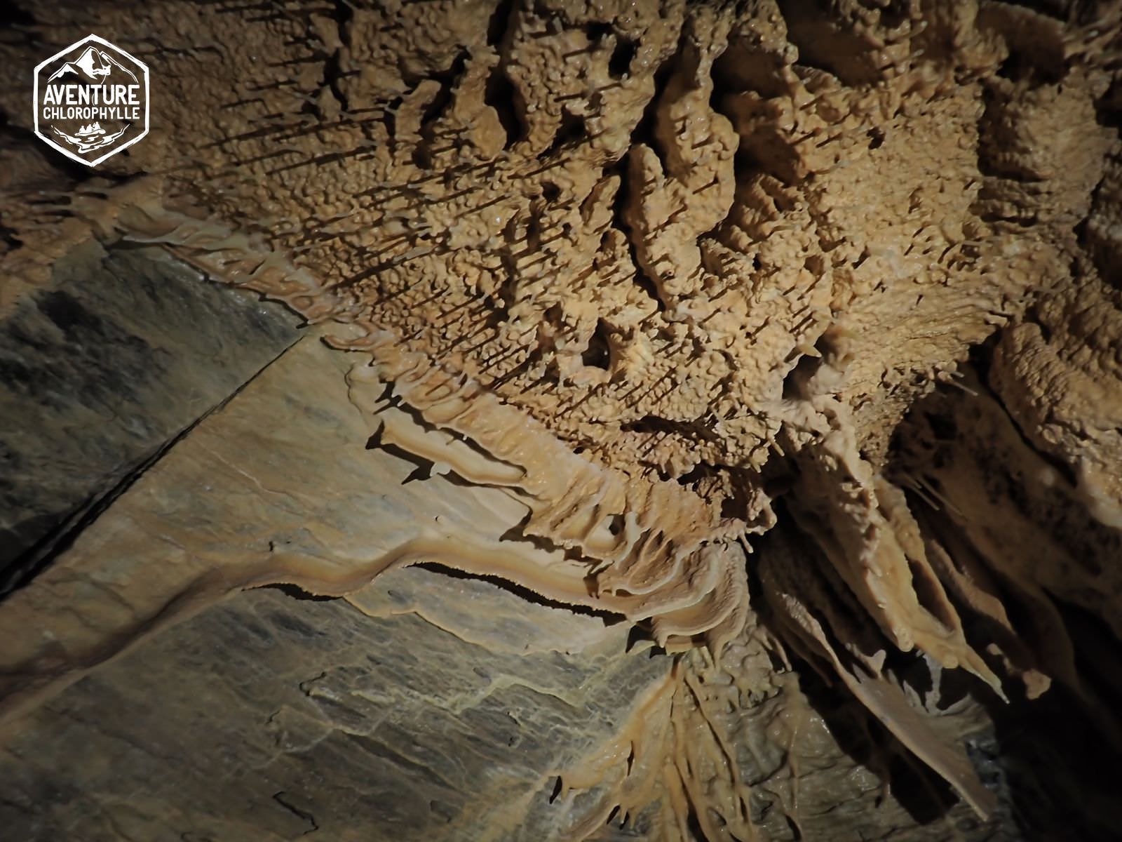 caving underground river