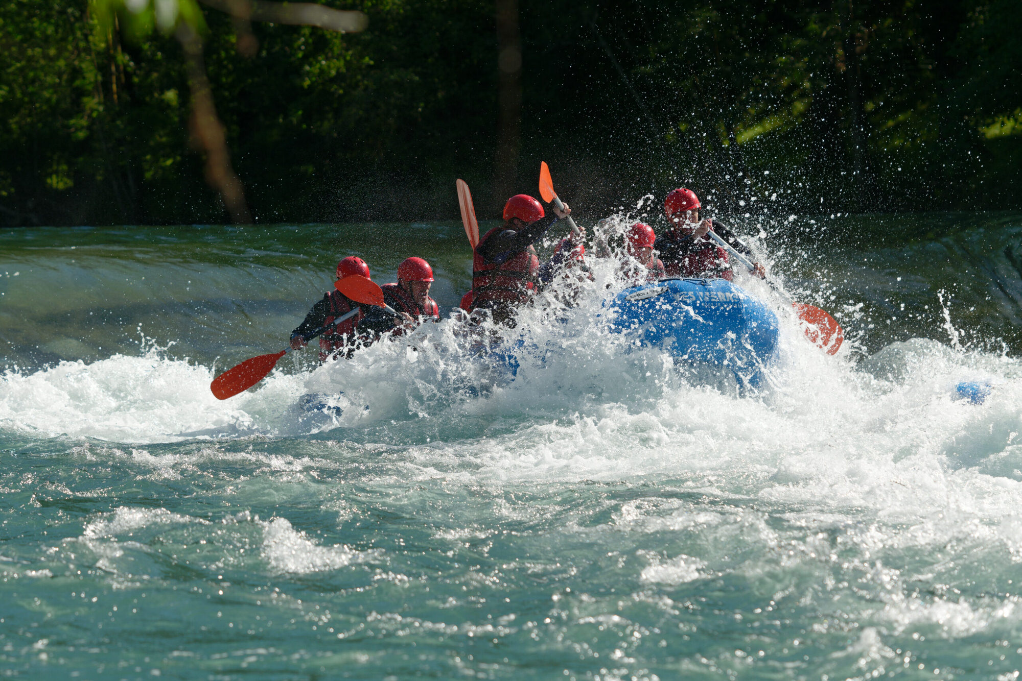 EVJF / EVG Rafting in den atlantischen Pyrenäen